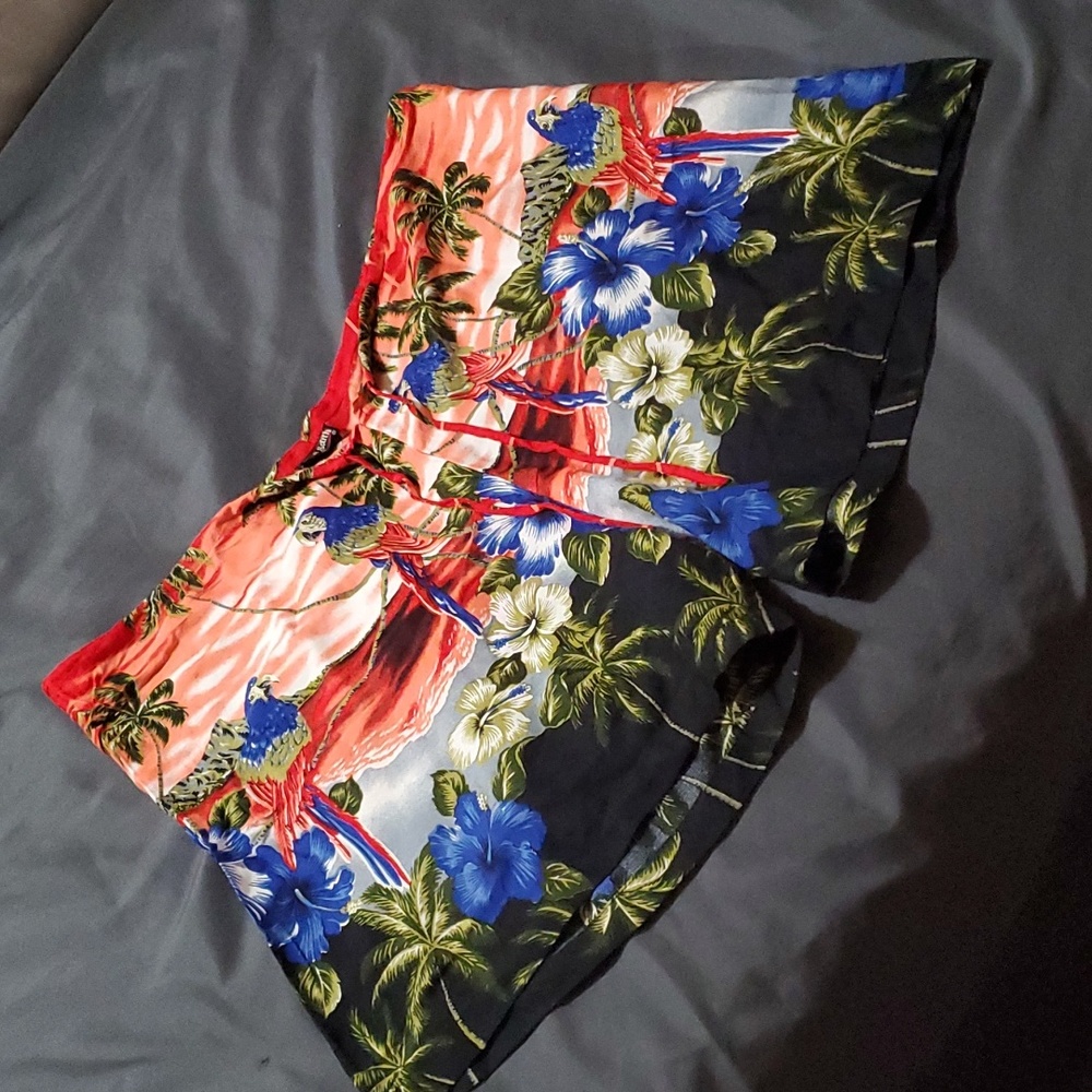 NWOT Gone South XL women's cover-up shorts -Drawstring (No pockets)